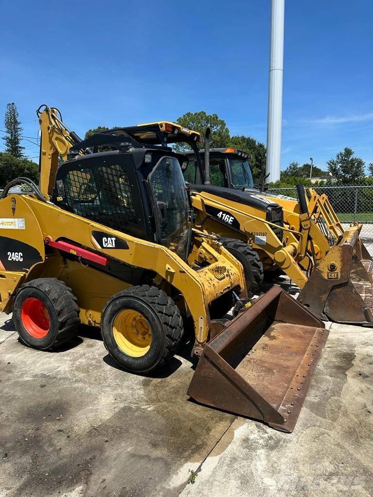 CAT 246C Kompaktlastere