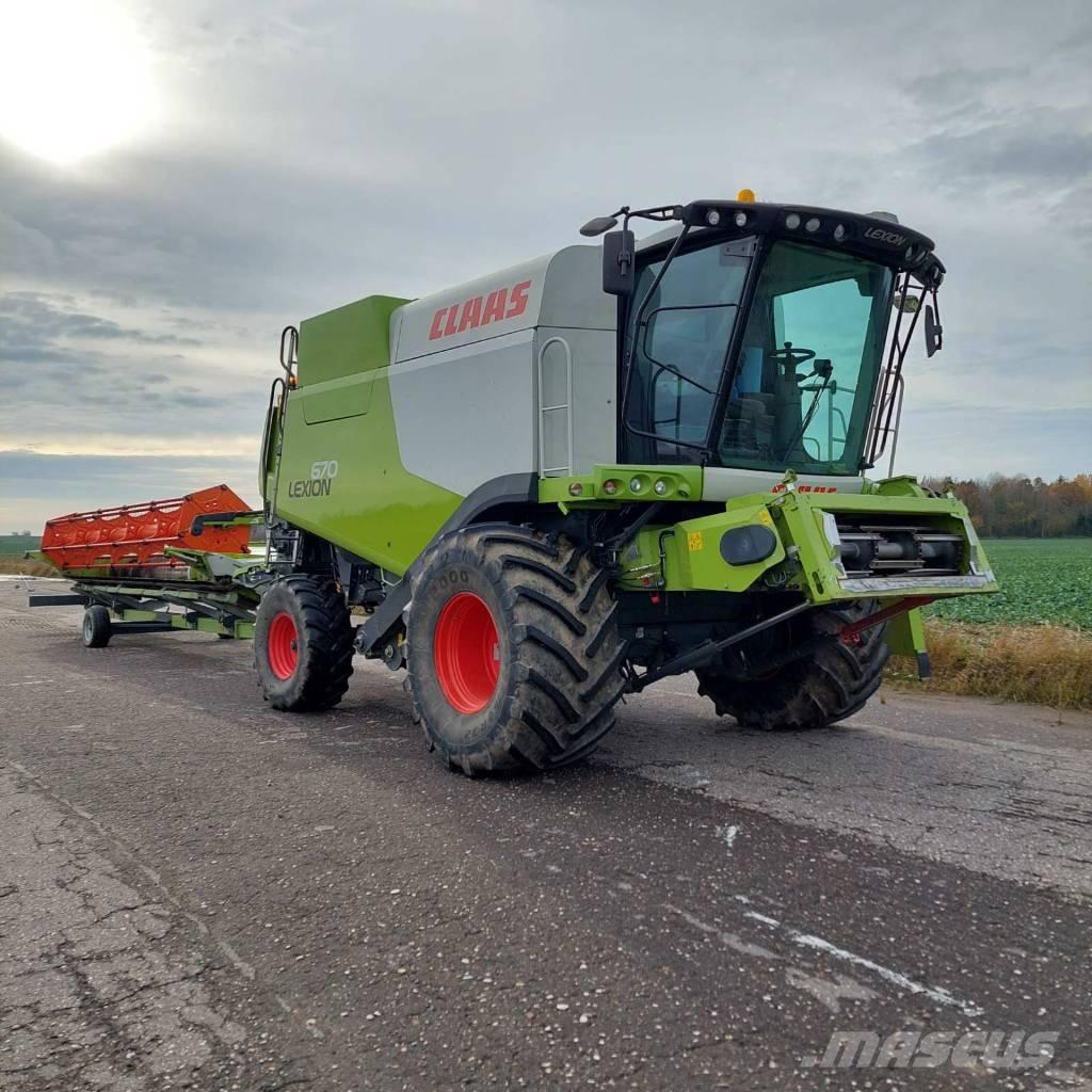 CLAAS Lexion 670 Skurtreskere