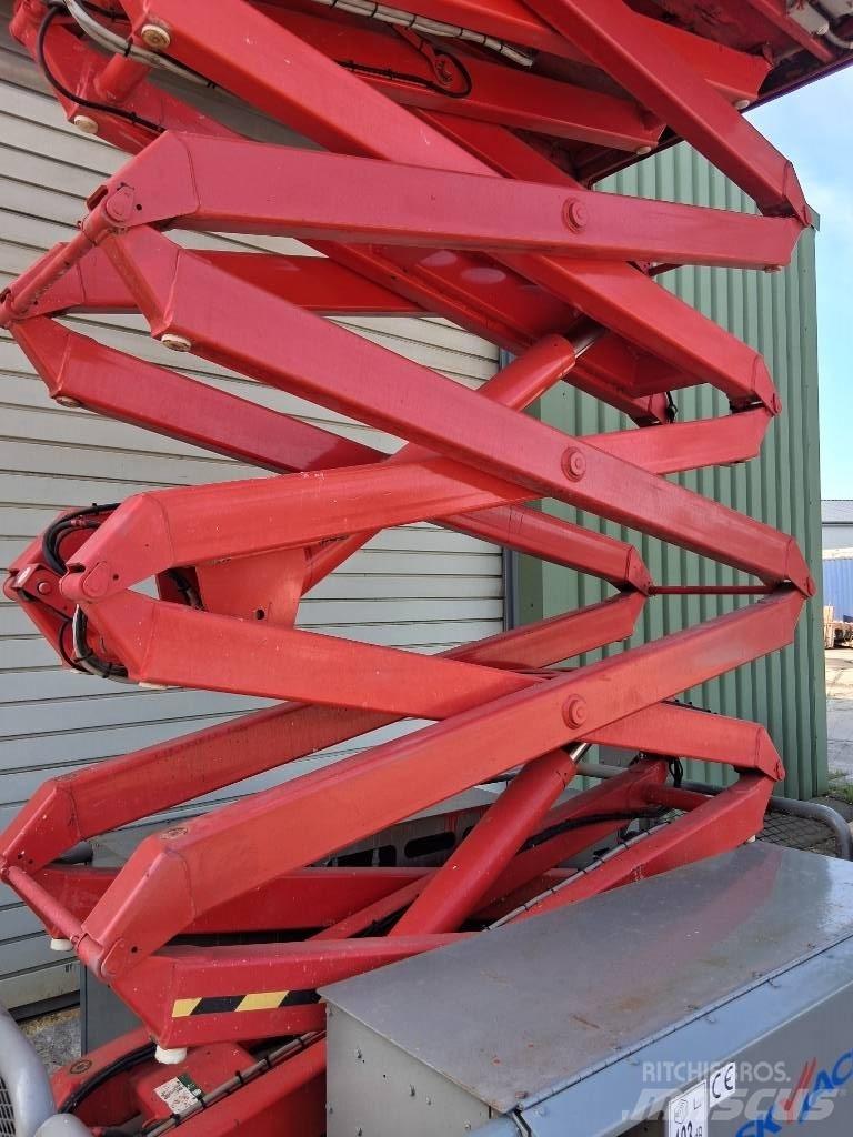 SkyJack SJ 6832 RT Sakselifter