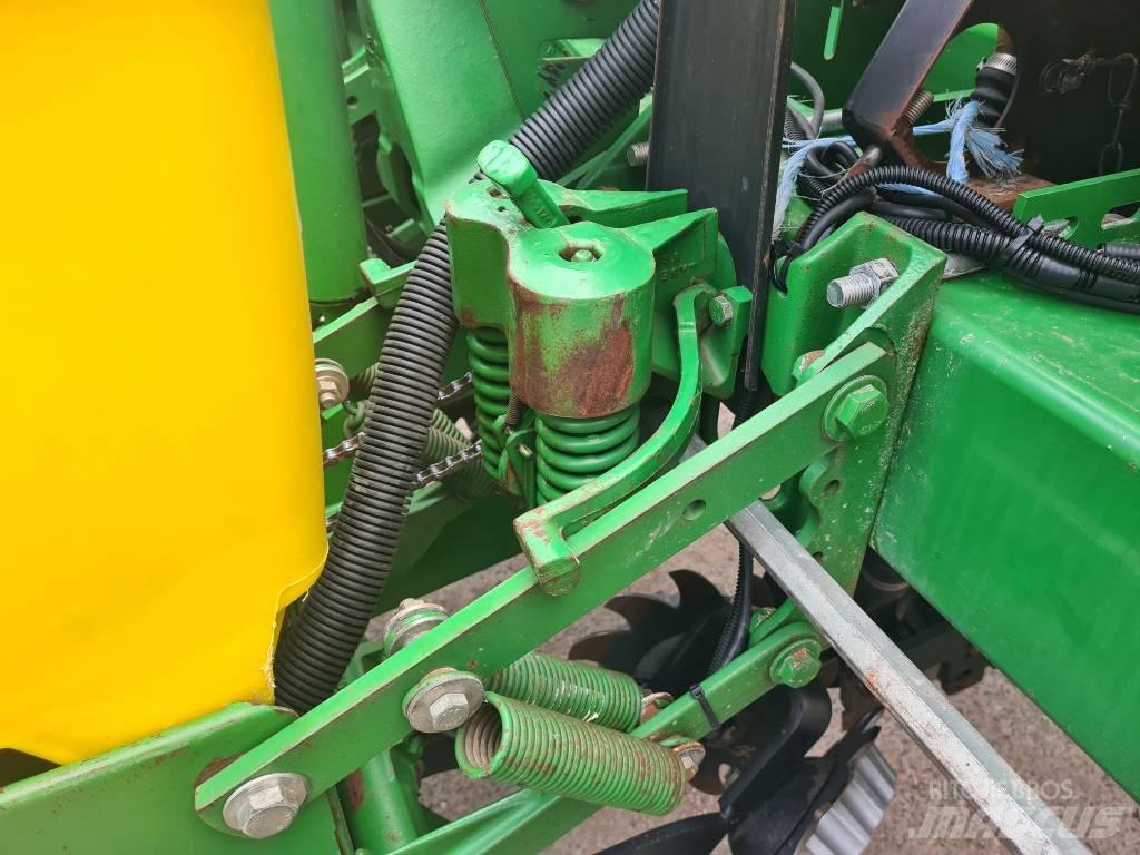 John Deere 1770 Sette- og Plantemaskiner