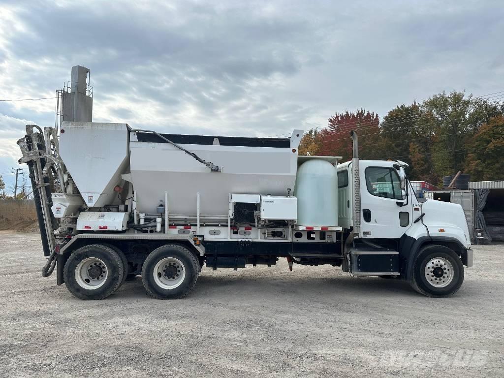 Freightliner 108 SD Andre lastebiler