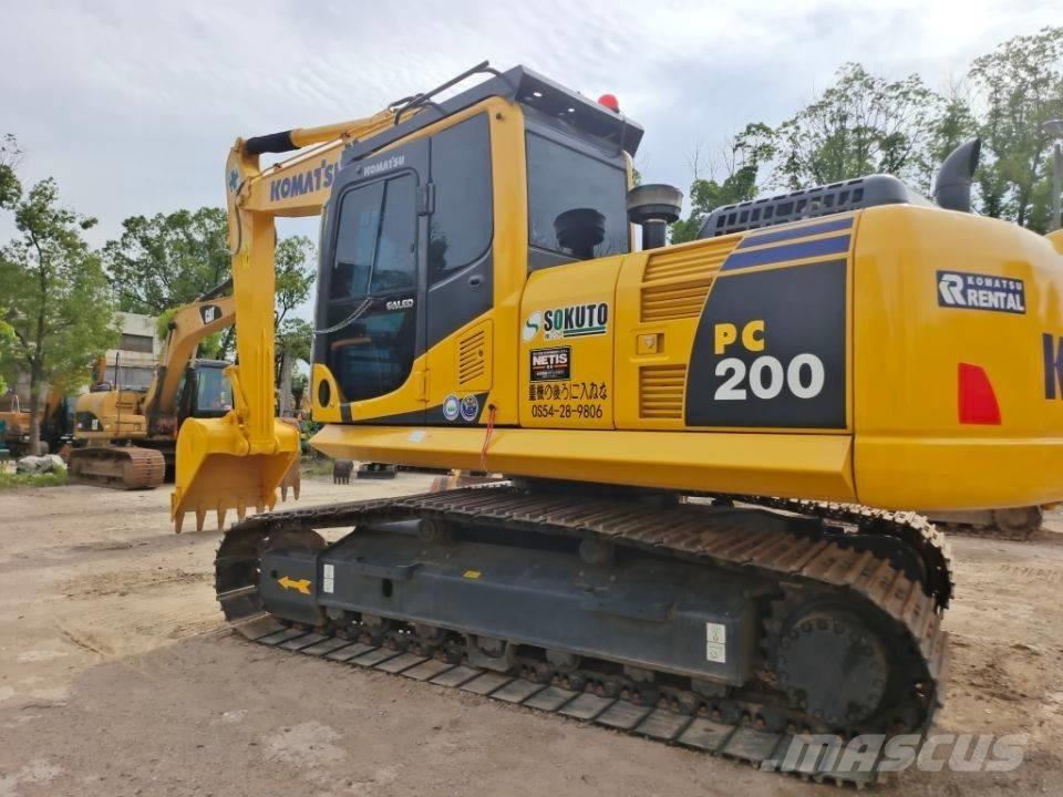 Komatsu PC 200-8 Beltegraver
