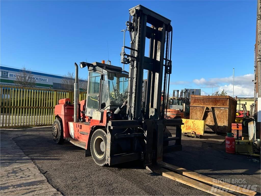 Kalmar DCE150-12 Diesel Trucker