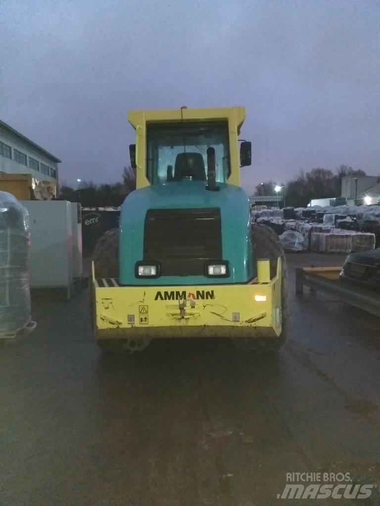 Ammann ASC 130 Tandem Valser