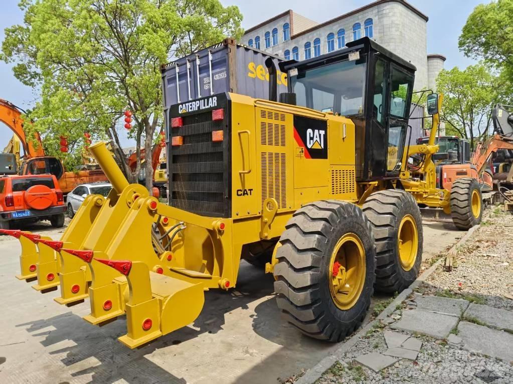 CAT 120 H Veihøvler
