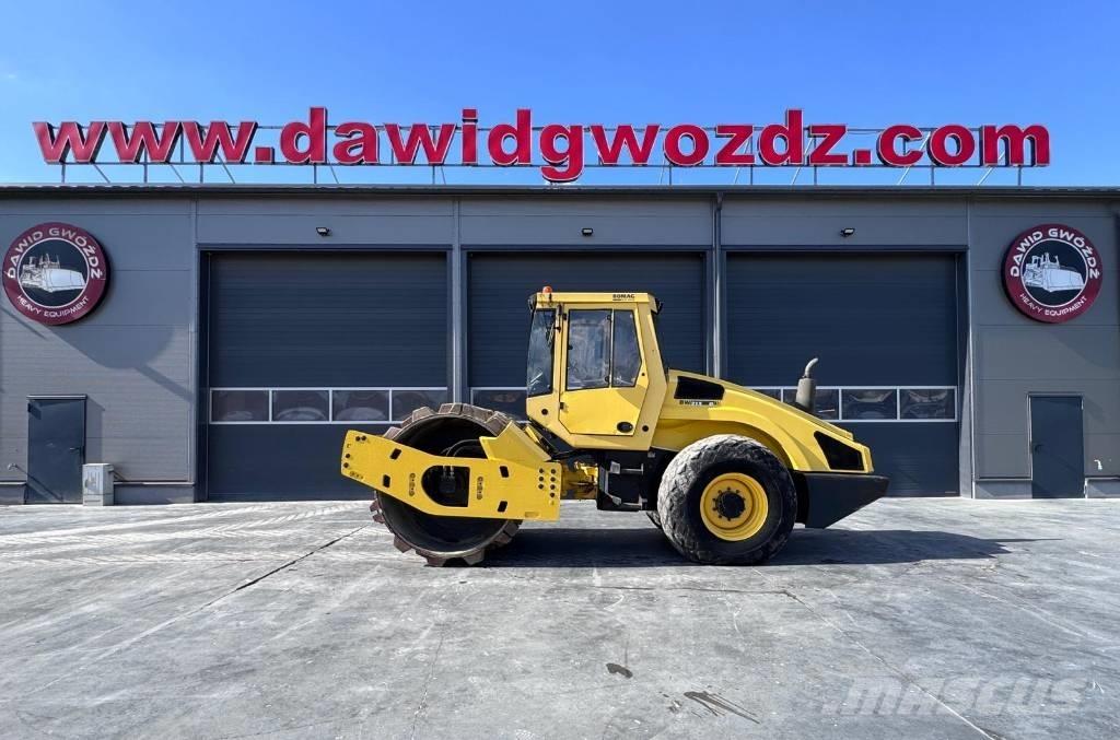Bomag BW 213 D-4 Valsetog