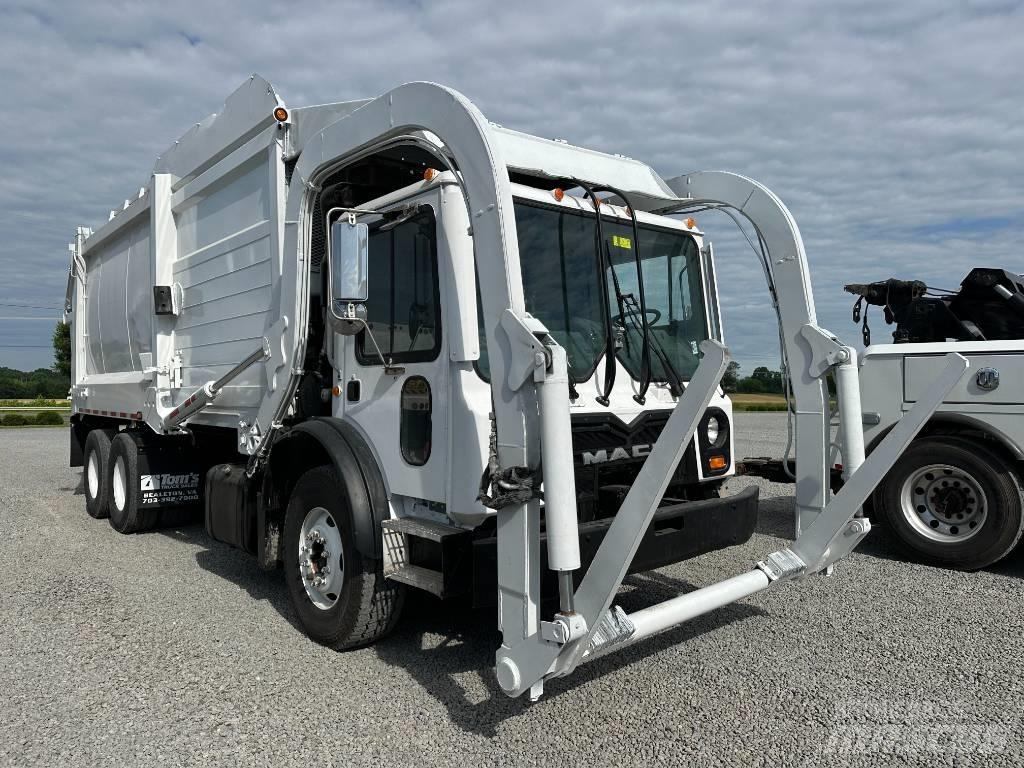 Mack MRU613 Renovasjonsbil