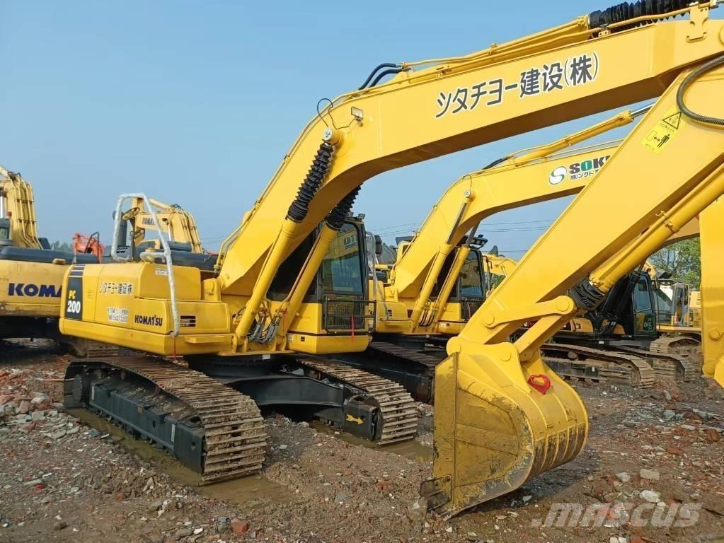 Komatsu PC 200-8 Beltegraver