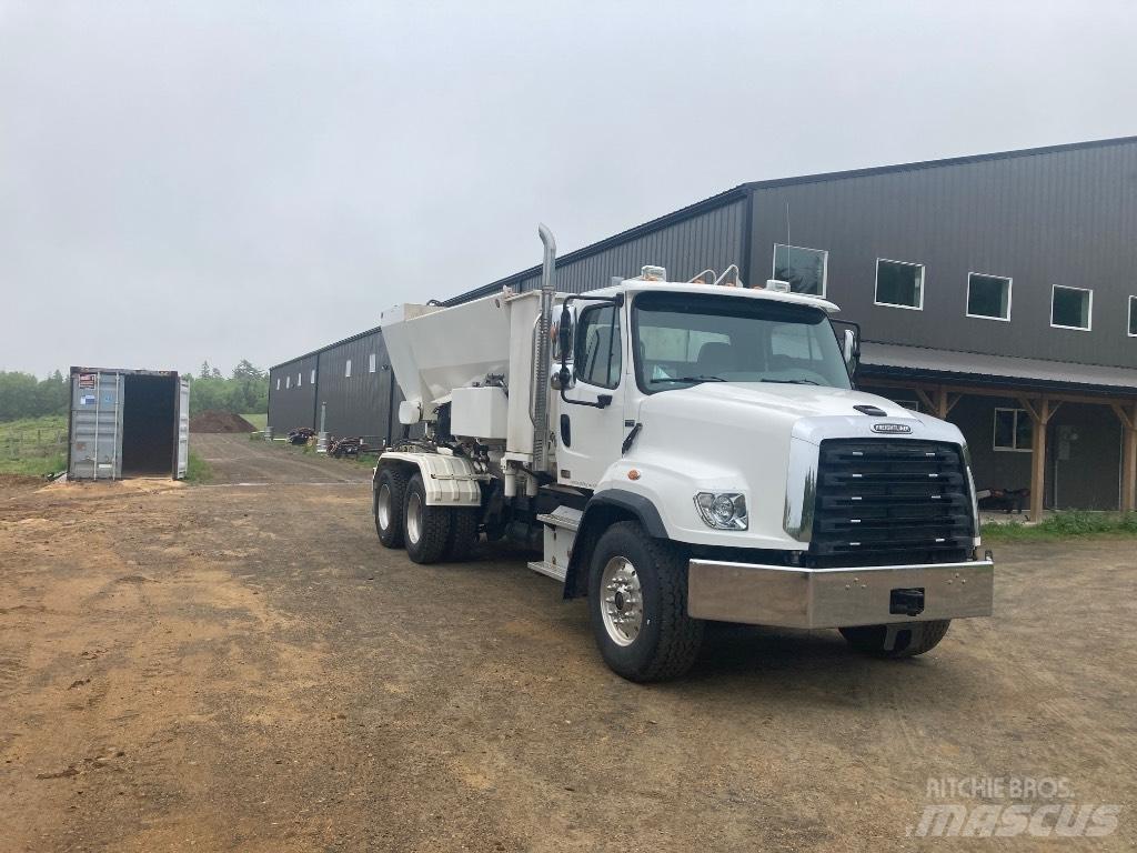Freightliner SD 114 Betongbiler