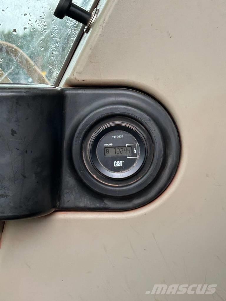 CAT 325 C LN Beltegraver