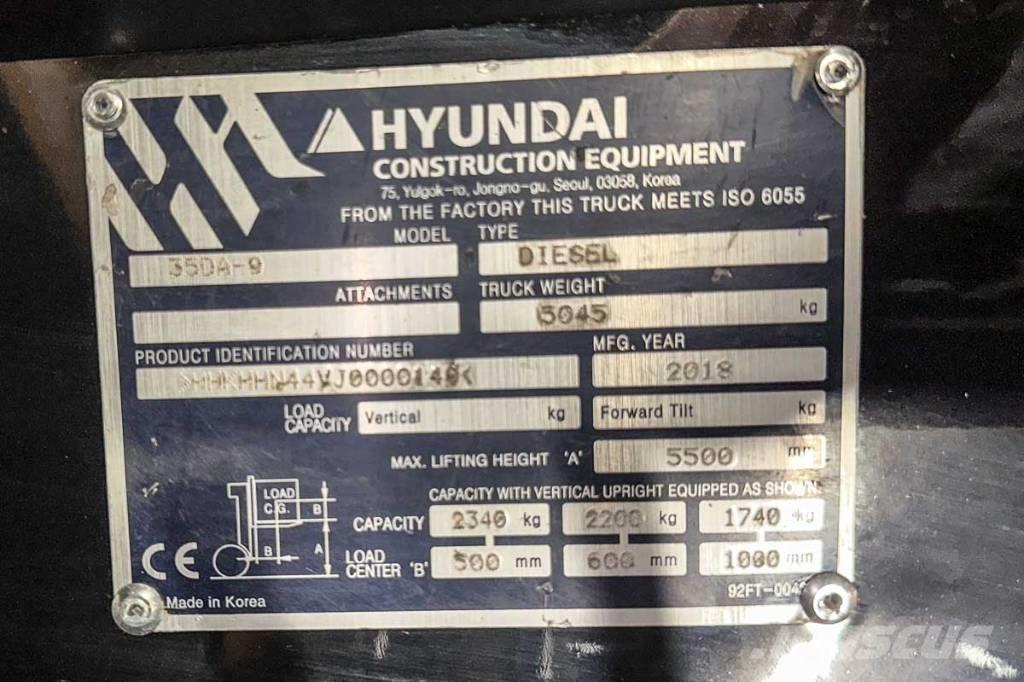 Hyundai 35 DA-9 Diesel Trucker