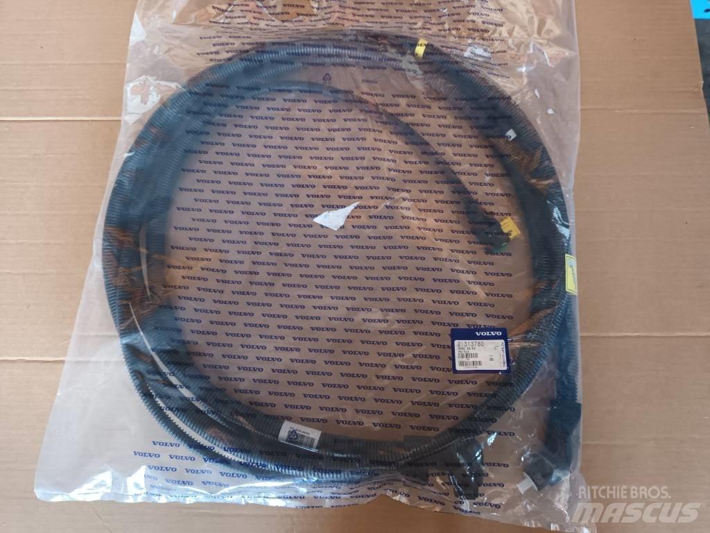 Volvo HOSE 21313780 Hydraulikk