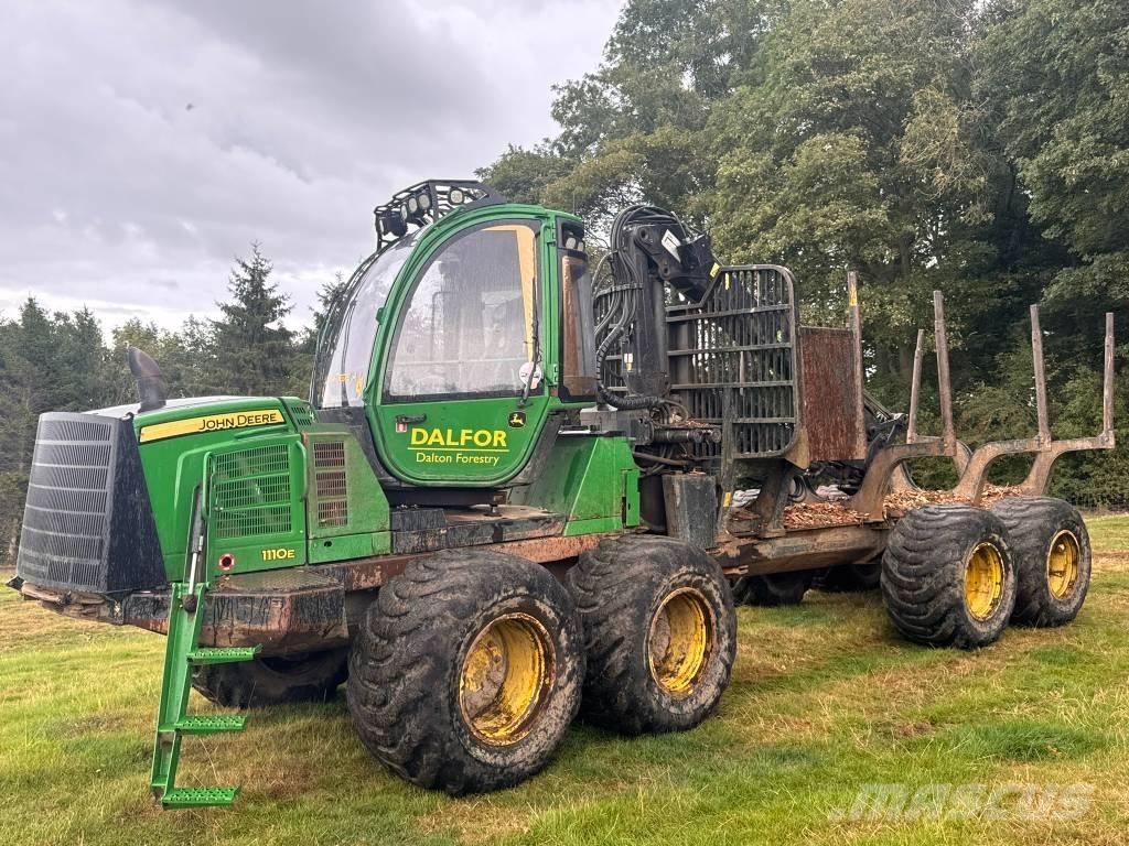 John Deere 1110 E Lassbærere