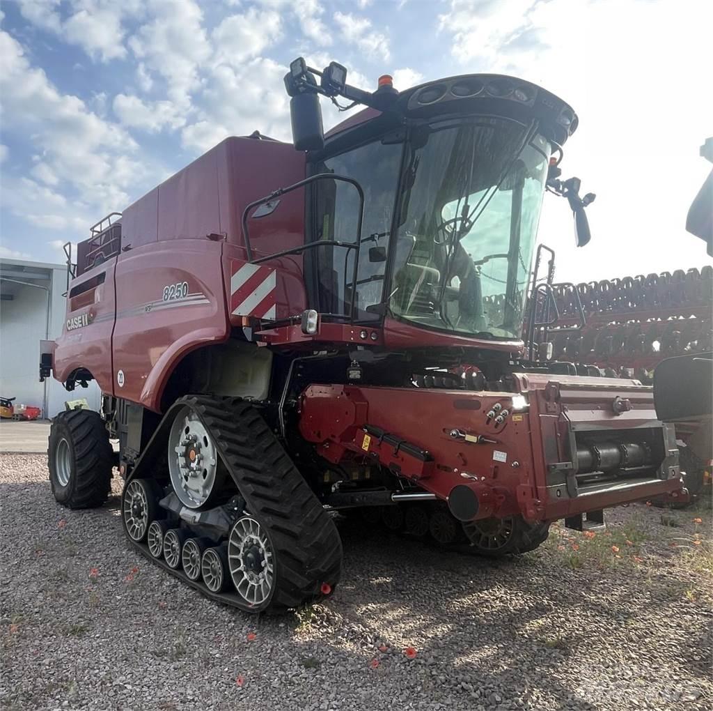 Case IH 8250 ASF Skurtreskere