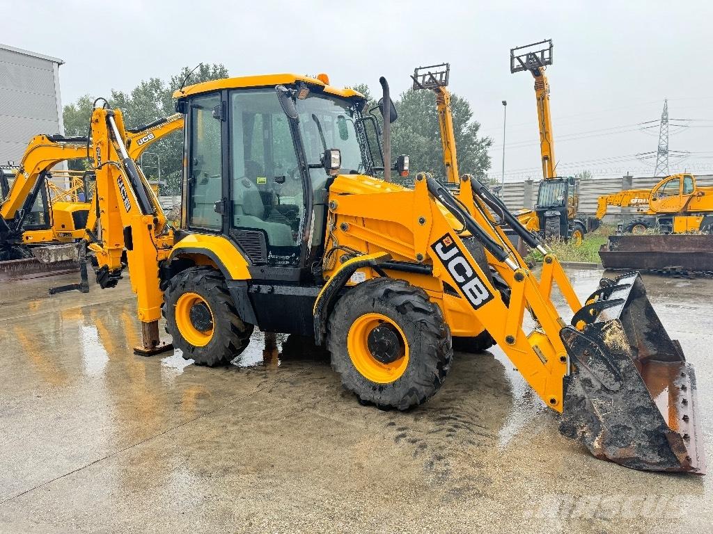 JCB 3 CX / compact Traktorgravere
