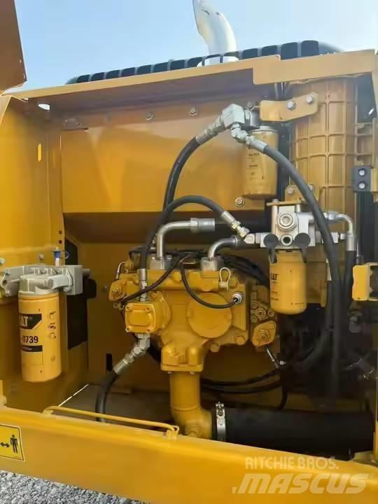 CAT CAT323D2L Midigravere 7 - 12t