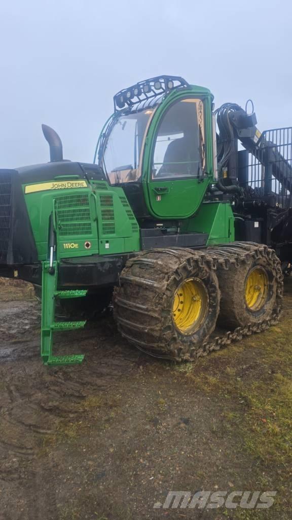John Deere 1110 E Lassbærere