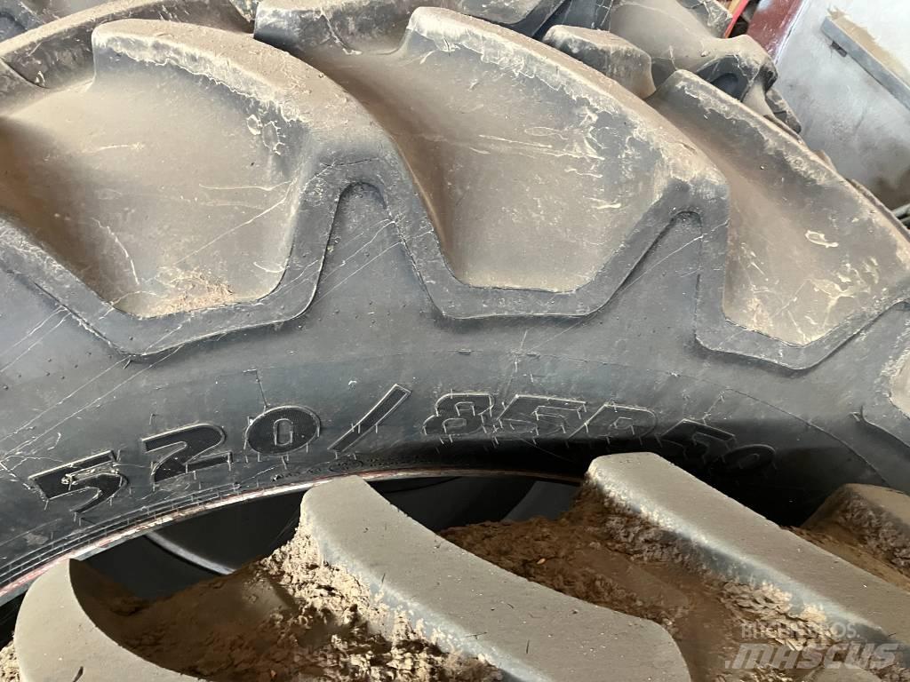  Ukent 520/85R50 Dekk, hjul og felger