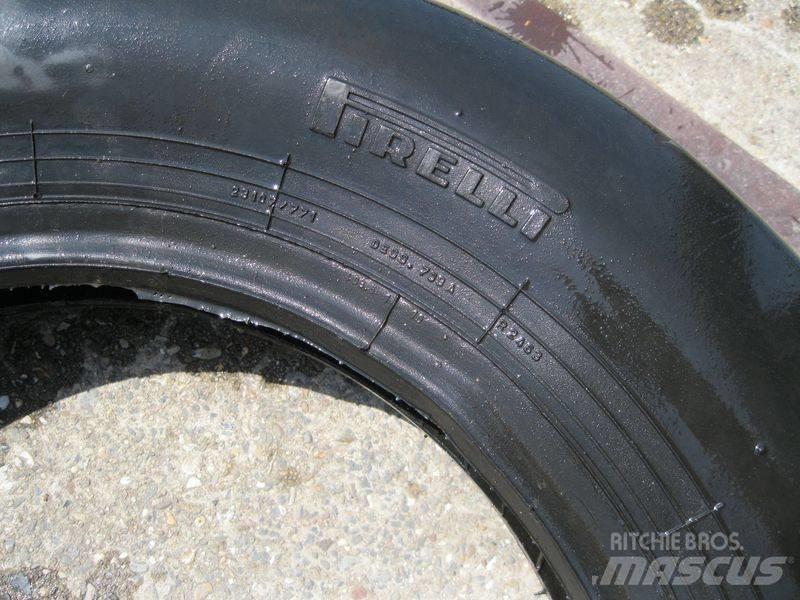 Pirelli 6.00-16 band Dekk, hjul og felger