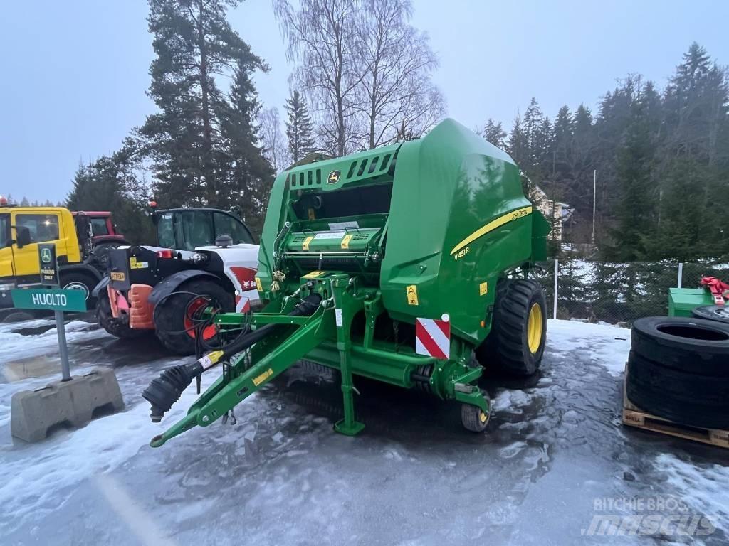 John Deere V451R Rundballepresser