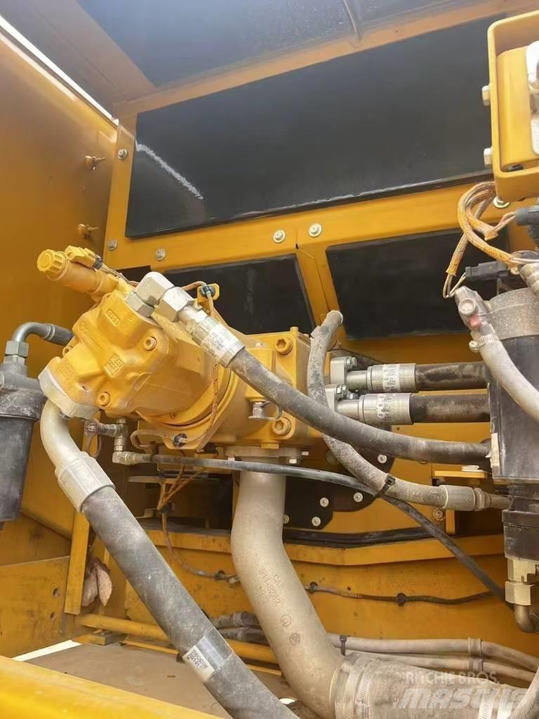 CAT 336GC Beltegraver