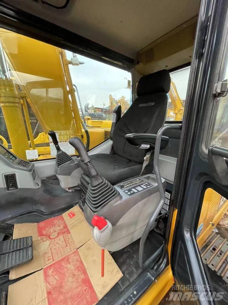 Komatsu PC 130-7 Beltegraver