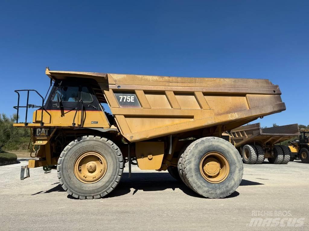 CAT 775 E Tipptrucker