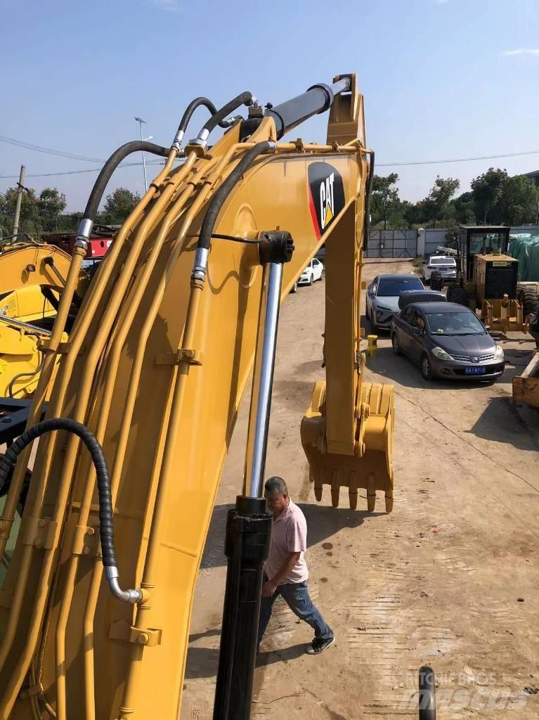 CAT 320 D Beltegraver