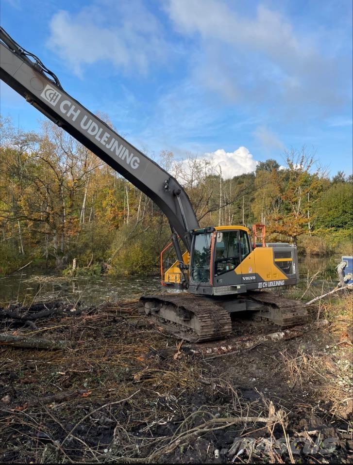 Volvo 250E LR Beltegraver