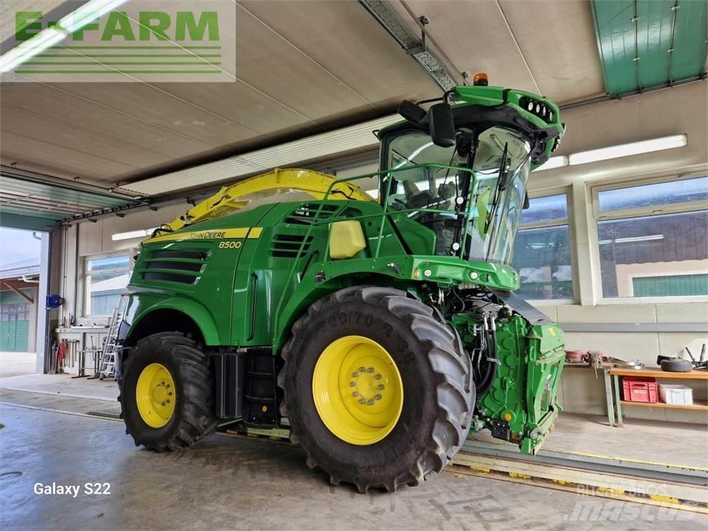 John Deere 8500 Selvdrevne fôrhøstere