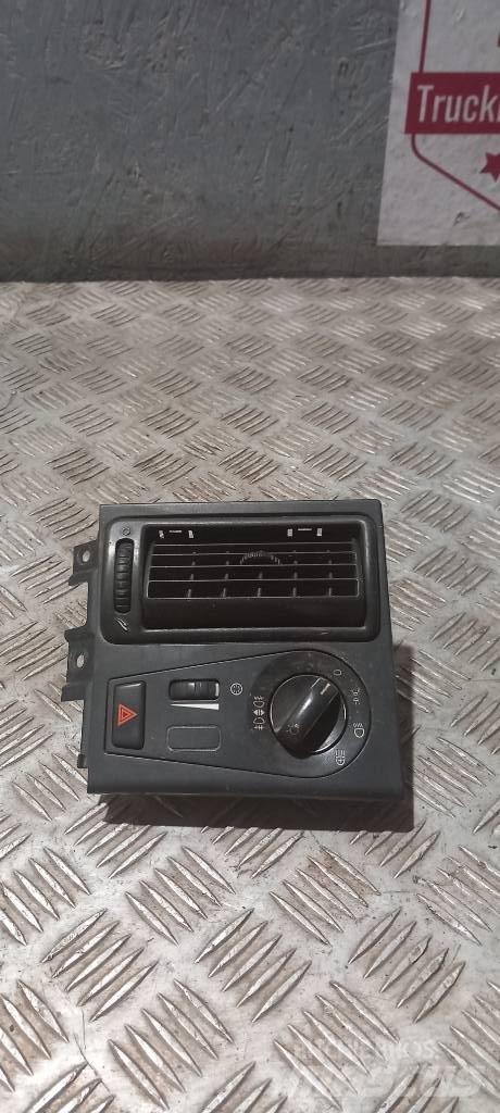 Volvo FH 12    20953569 Førerhus og Interiør