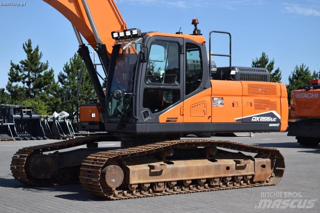 Doosan DX 255 LC-7 Beltegraver