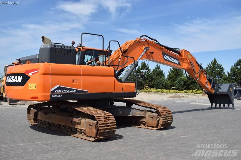 Doosan DX 255 LC-7 Beltegraver