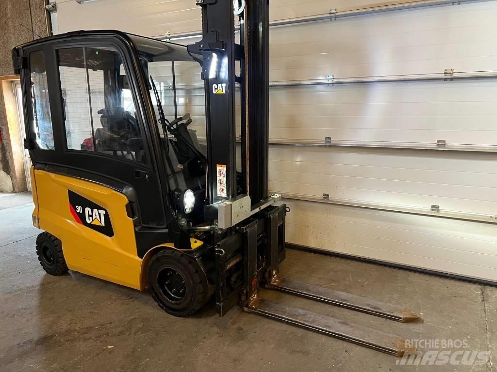 CAT EP30CN Elektriske trucker
