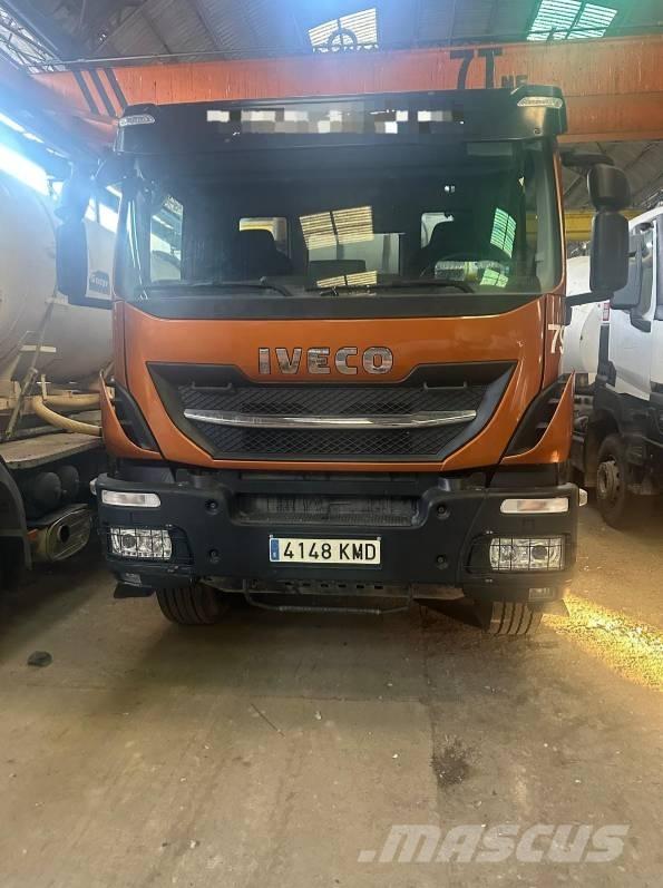 Iveco Hormigonera Betongpumpe biler