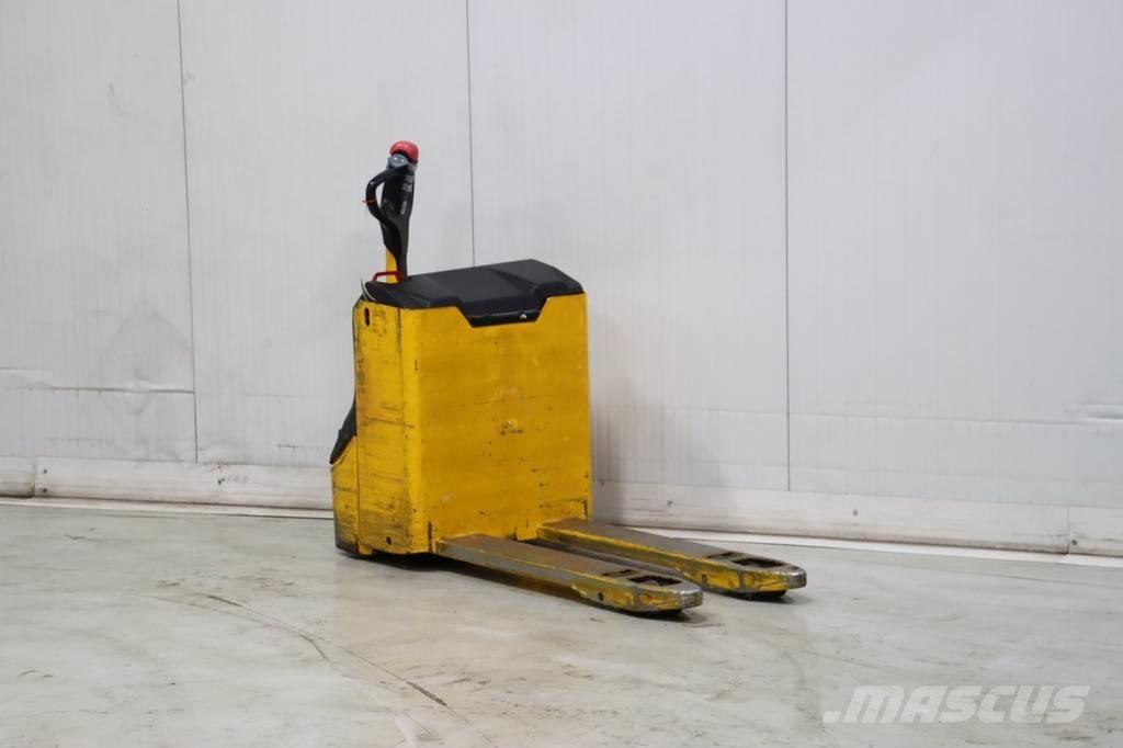 OM TL18 Lavtløftende truck