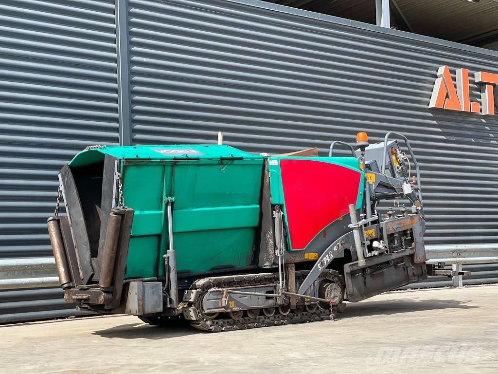 Vögele SUPER 800 Asfaltutleggere