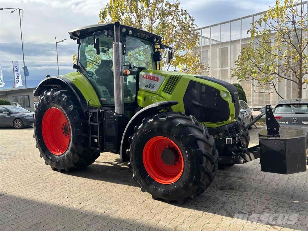 CLAAS Axion 830 Traktorer
