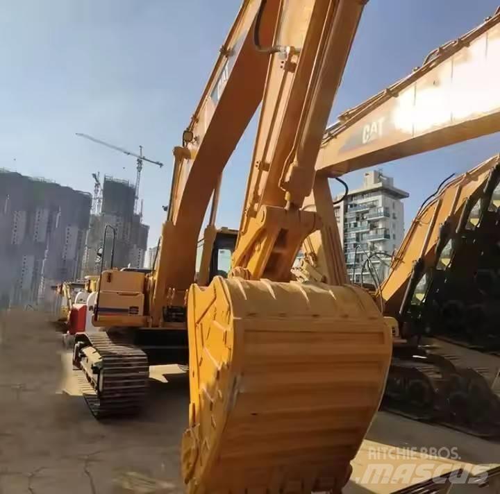 CAT CAT323B Midigravere 7 - 12t