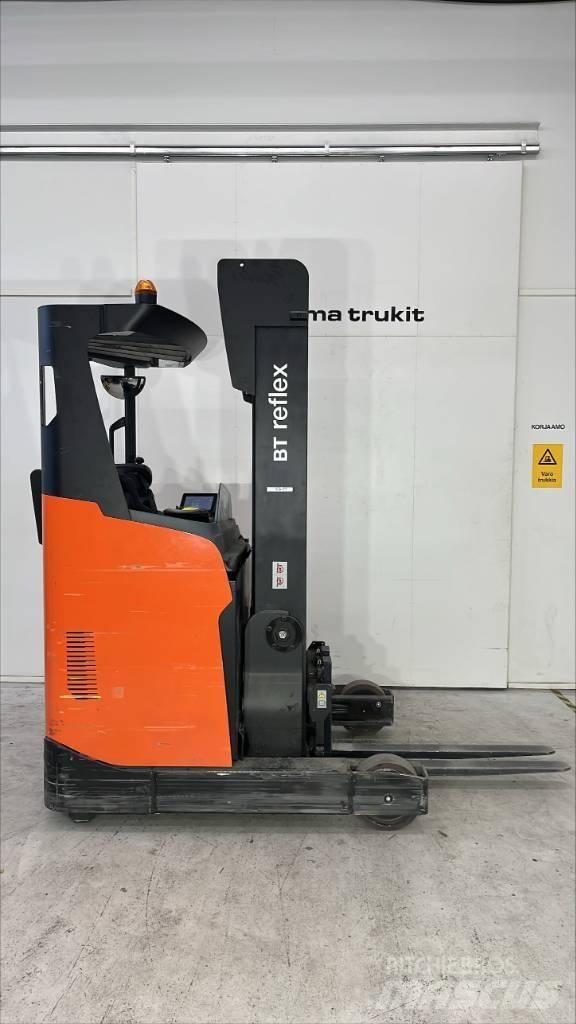 BT RR E 140 H Skyvemasttruck