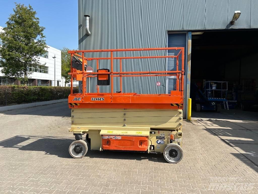 JLG 3246 ES Sakselifter