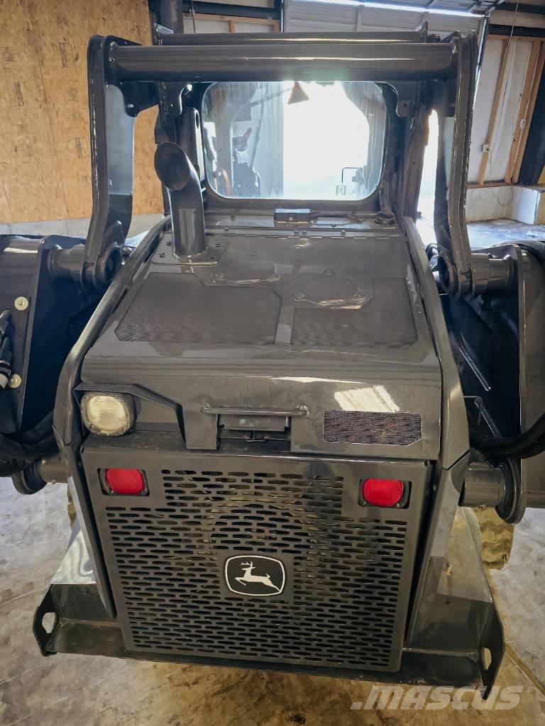 John Deere 325 G Kompaktlastere
