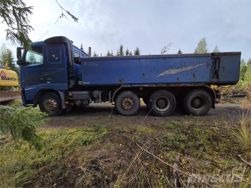 Volvo FH16 8x4 550 Tippbil