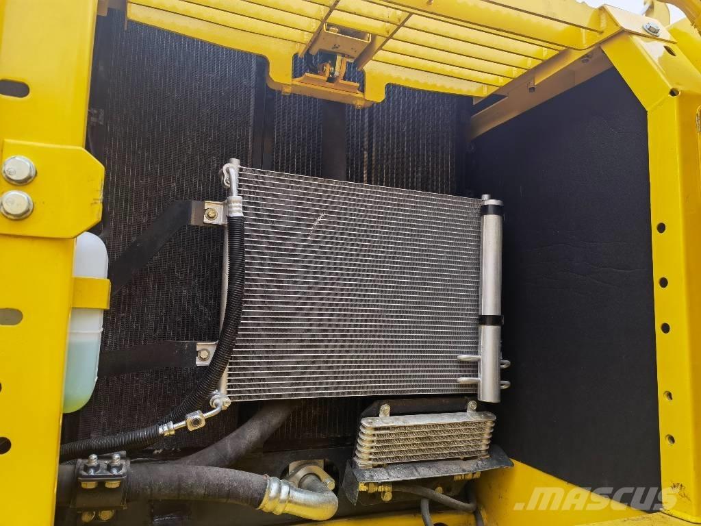 Komatsu pc200-8 Beltegraver