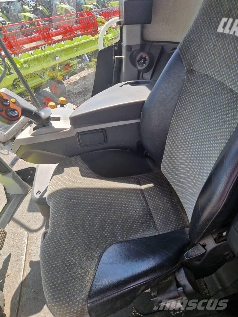 CLAAS Lexion 670 Skurtreskere
