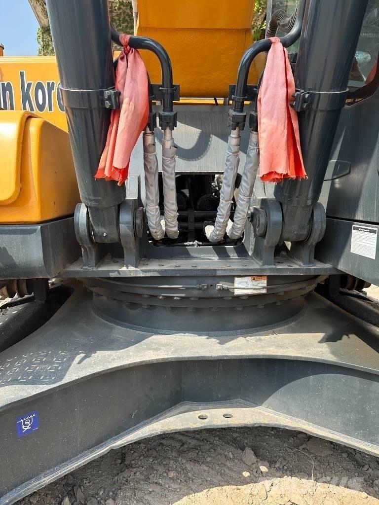 Hyundai 305LC-9S Beltegraver