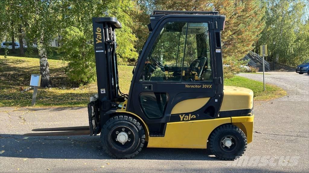 Yale GDP 30 VX Diesel Trucker
