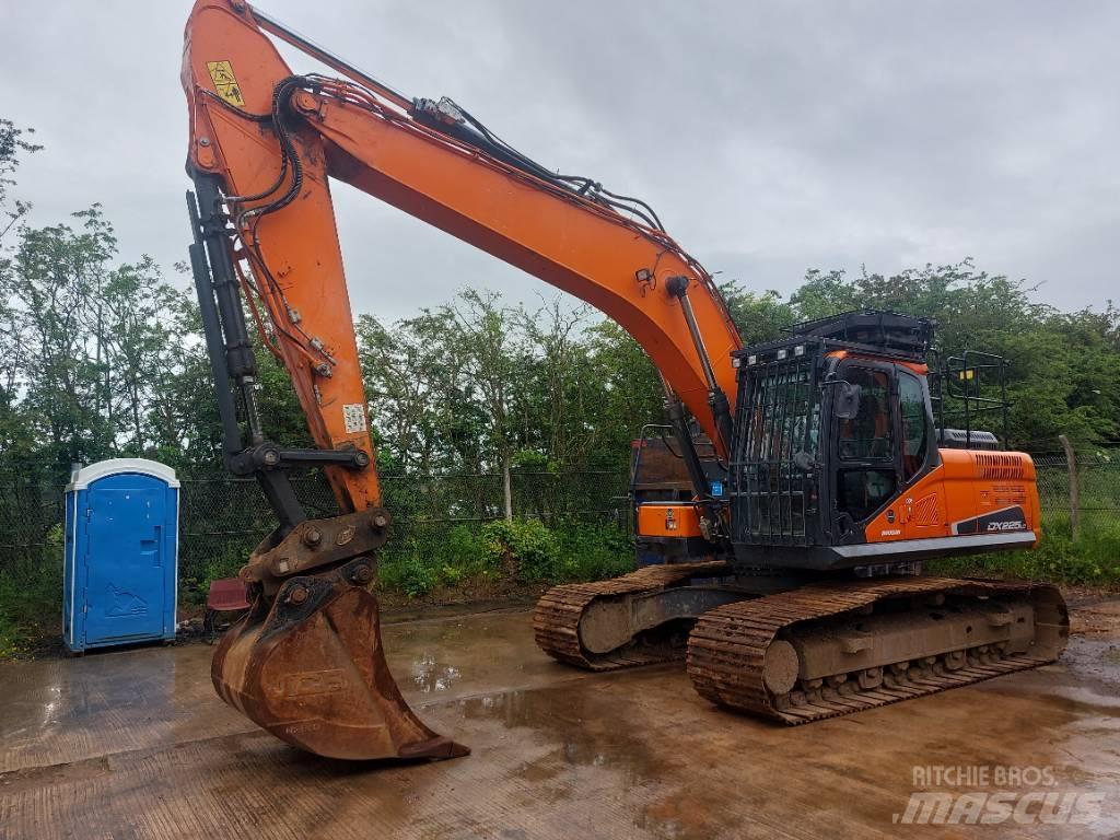 Doosan DX 225 LC-5 Beltegraver