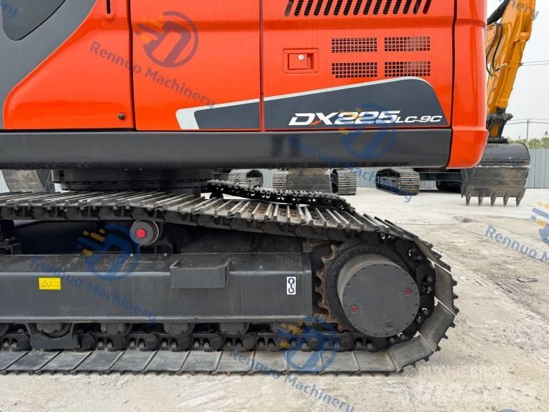 Doosan DX 225 LC-9C Beltegraver
