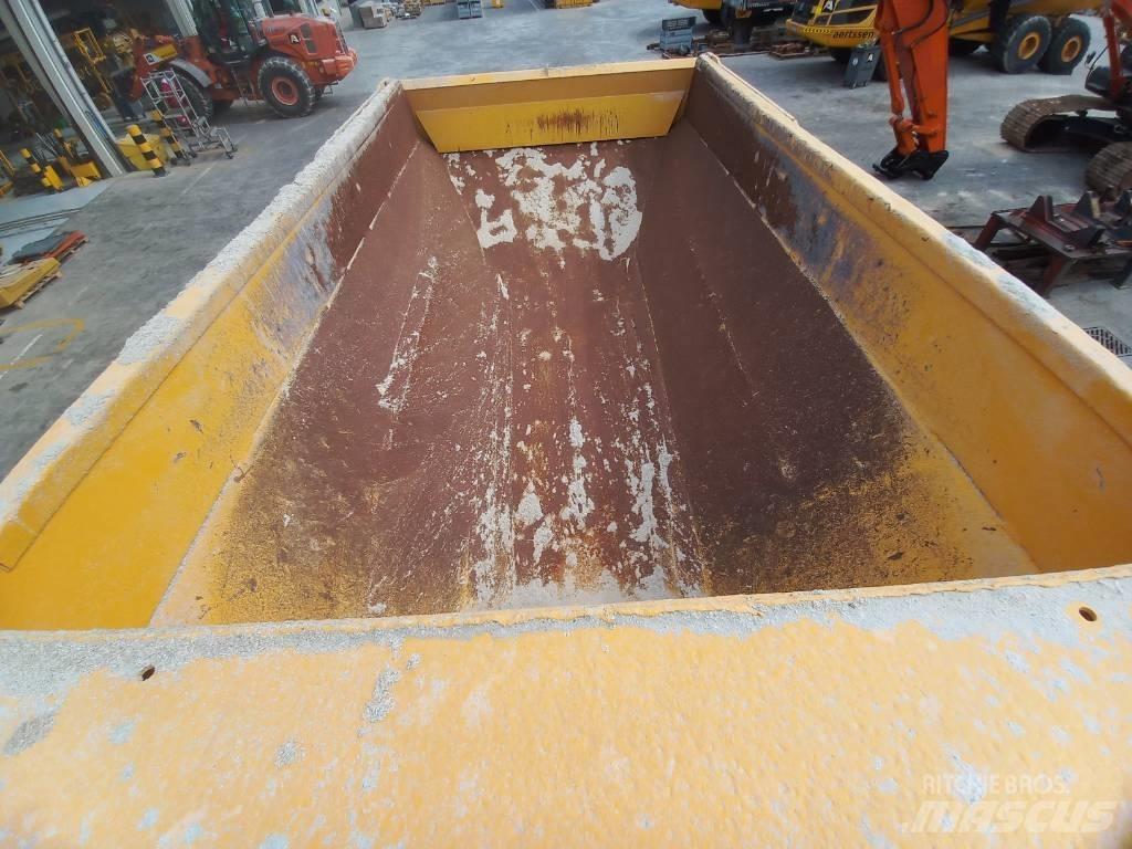 Volvo A40F (Abu Dhabi) Rammestyrte Dumpere